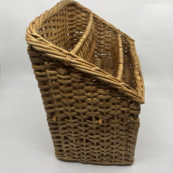 Vintage Wicker Rattan Desk Organizer Letter Holder Tray Sturdy Woven - Picture 5 of 9